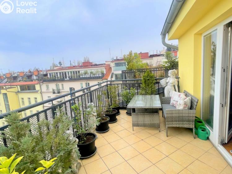 Аренда квартиры 3+KK Praha, Zborovská č. 31