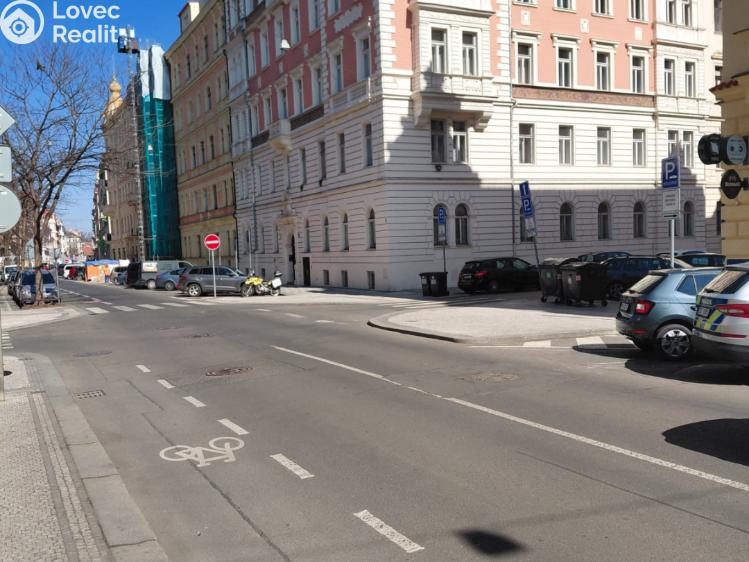 Аренда квартиры 3+KK Praha, Zborovská č. 42