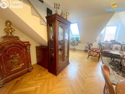 Pronájem bytu 3+KK Praha, Zborovská č. 4