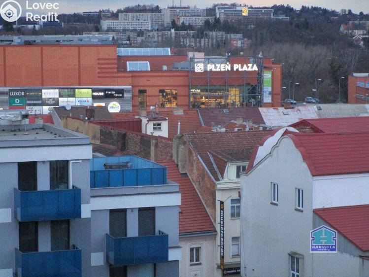Pronájem bytu 1+KK Plzeň, Poděbradova 3054/16 č. 6