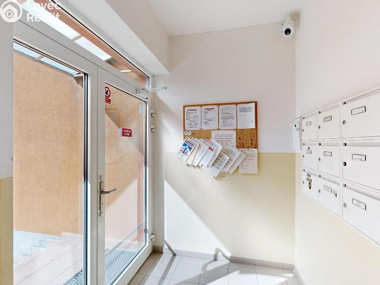 Prodej bytu 1+KK Šestajovice, Komenského 28 č. 9