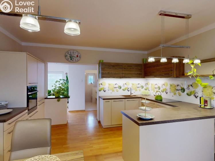 Продажа многогенного дом Beroun, Plzeňská 901/115 č. 2