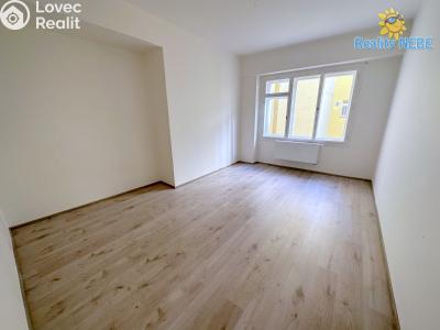 Pronájem bytu 3+KK Praha, Štěpánská č. 6