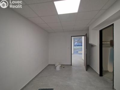 Pronájem obchodního prostoru Chodov, náměstí ČSM 695 č. 9