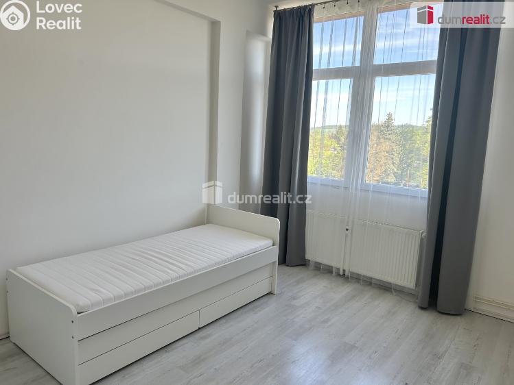 Prodej bytu 3+KK Zruč nad Sázavou, náměstí Míru č. 3