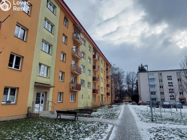Rent apartment 2+1 Valašské Meziříčí, Bratří Čapků č. 5