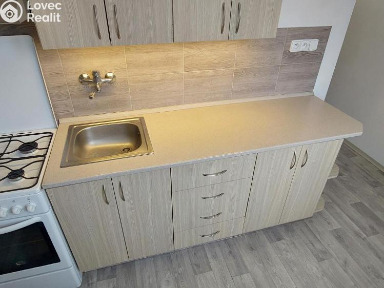 Rent apartment 2+1 Valašské Meziříčí, Bratří Čapků č. 10