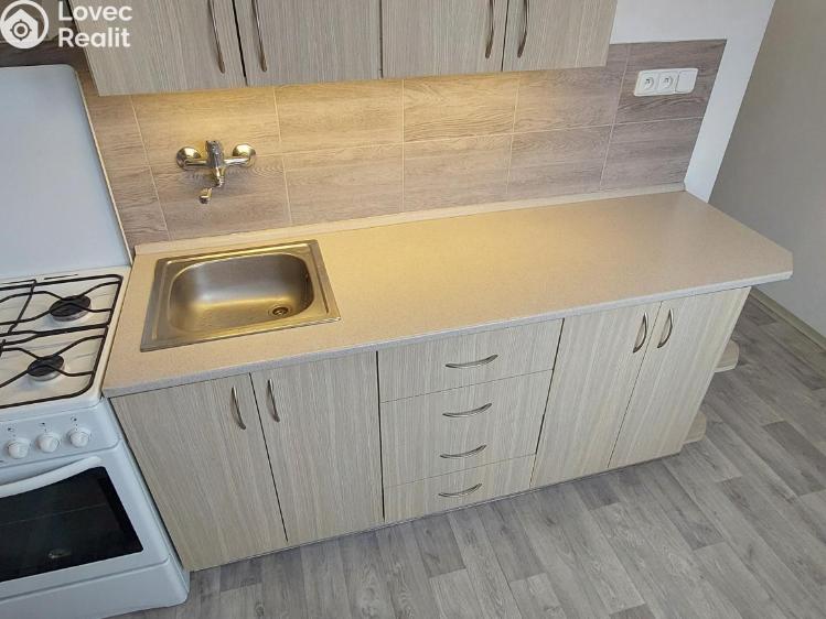 Rent apartment 2+1 Valašské Meziříčí, Bratří Čapků č. 16