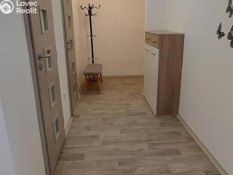 Rent apartment 2+1 Valašské Meziříčí, Bratří Čapků č. 32