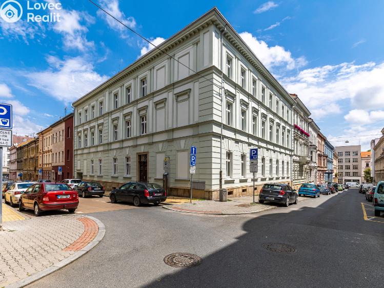 Rent parking place Plzeň, V Šipce 457/11 č. 1