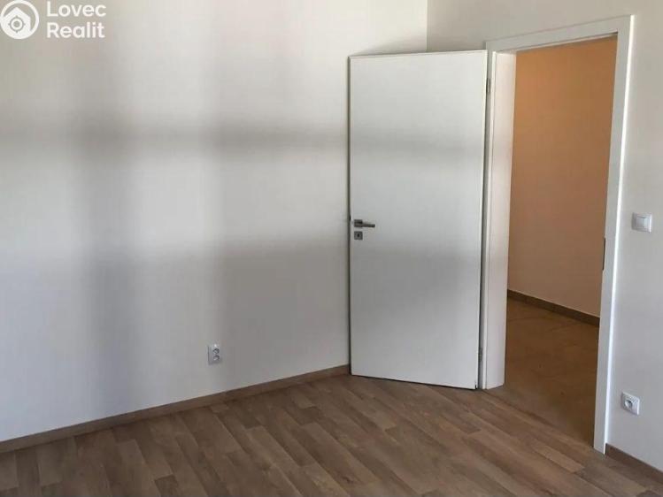 Pronájem bytu 2+KK Praha č. 3
