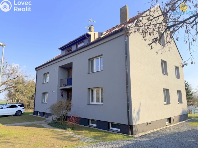 Prodej bytu 4+1 Praha, Bezinková č. 27