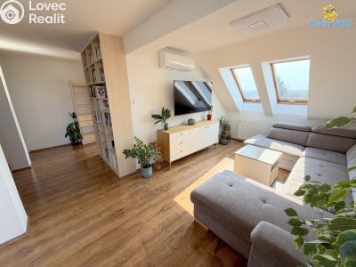 Prodej bytu 4+1 Praha, Bezinková č. 1