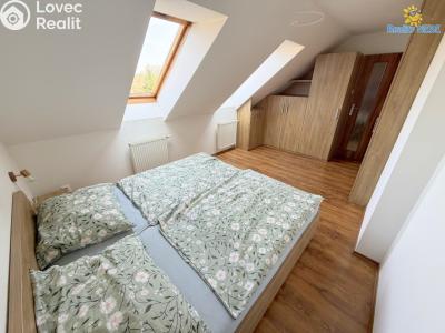 Sale apartment 4+1 Praha, Bezinková č. 13