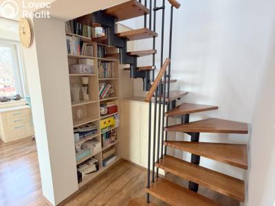 Sale apartment 4+1 Praha, Bezinková č. 16