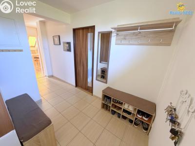 Sale apartment 4+1 Praha, Bezinková č. 25