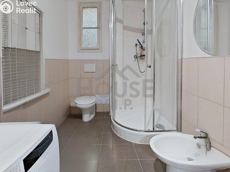 Продажа квартиры 2+1 Praha, Jeronýmova č. 8