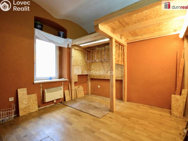 Оренда квартири 2+1 Karlovy Vary, náměstí Dr. M. Horákové č. 12