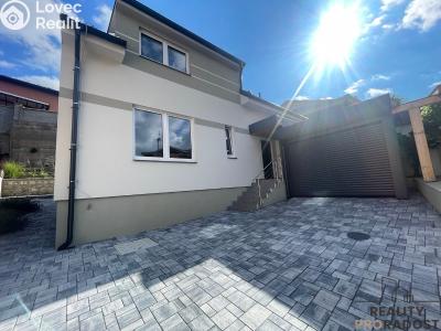 Pronájem rodinného domu Kralupy nad Vltavou, Purkyňovo nám. 250 č. 4