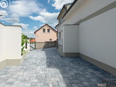 Pronájem rodinného domu Kralupy nad Vltavou, Purkyňovo nám. 250 č. 5