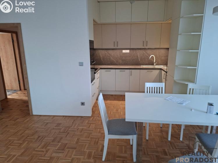 Оренда квартири 4+KK Velvary, Dřevařská 838 č. 2
