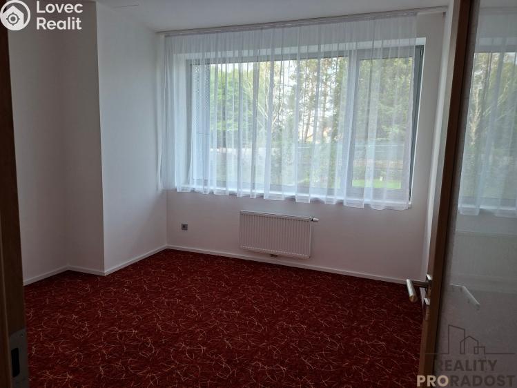 Оренда квартири 4+KK Velvary, Dřevařská 838 č. 5