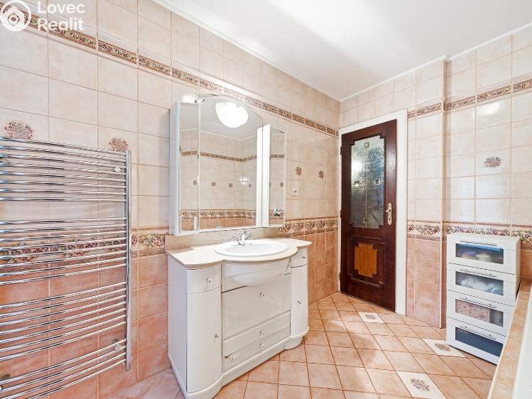 Продажа многогенного дом Troubky, Dědina 19/6 č. 27