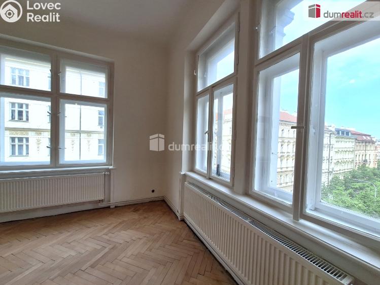 Pronájem bytu 3+KK Praha 2, Chodská č. 2