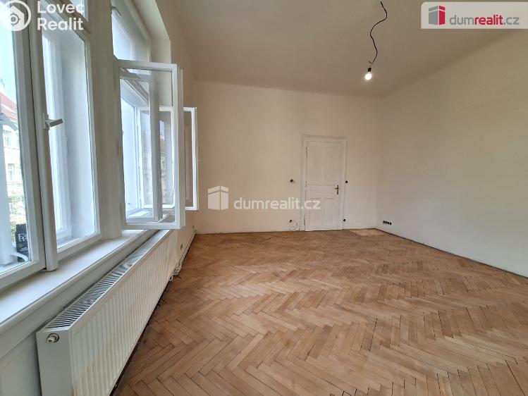 Pronájem bytu 3+KK Praha 2, Chodská č. 10