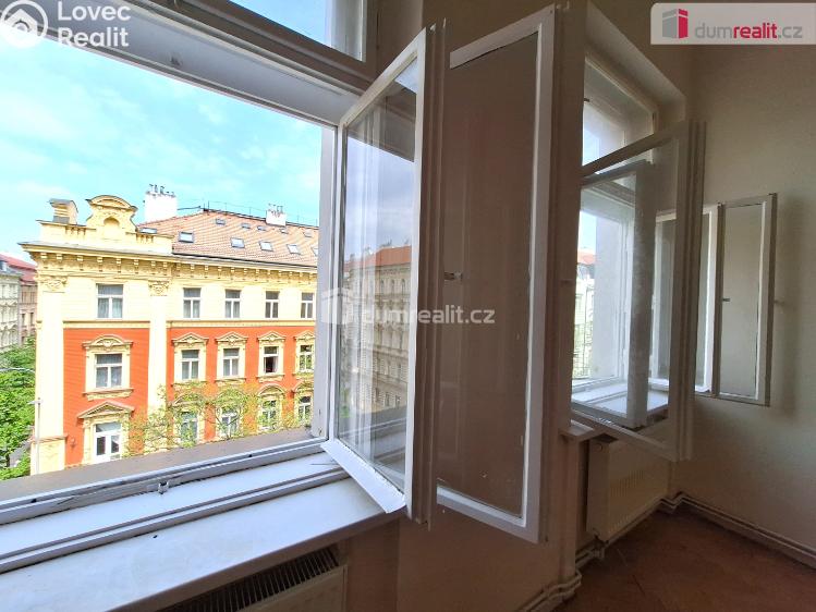 Pronájem bytu 3+KK Praha 2, Chodská č. 15
