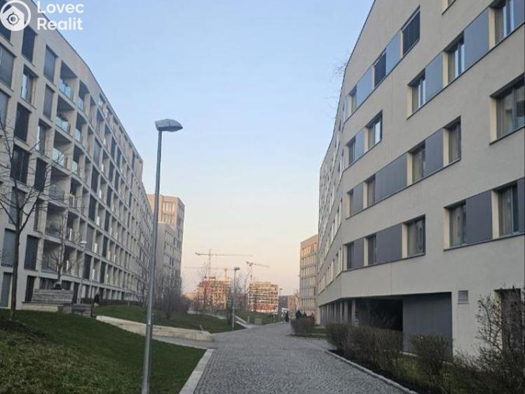Pronájem bytu 1+KK Praha, Breitfeldova č. 6