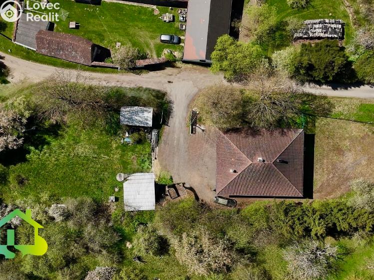 Продажа торгового помещеня Opařany č. 16