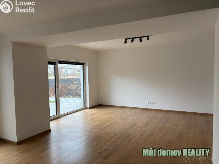 Pronájem rodinného domu Praha, Lovčická 31/1 č. 17