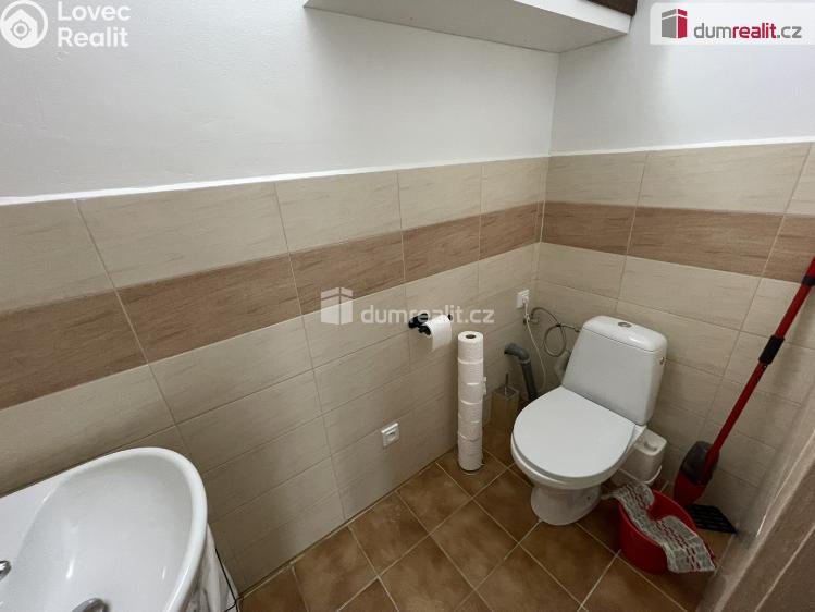 Pronájem kanceláře Praha 11, Kloboukova č. 7