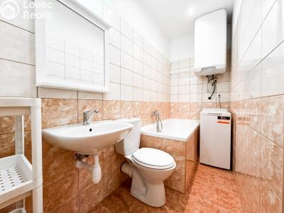 Pronájem bytu 1+KK Praha, Kovářská č. 6