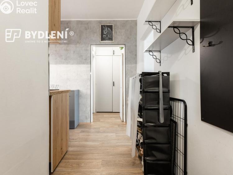 Prodej bytu 2+1 Chomutov, Palackého 4272 č. 6