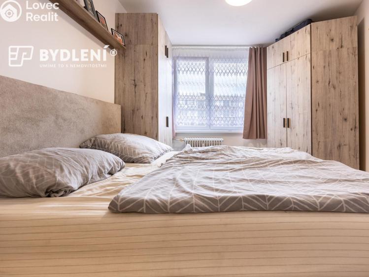 Prodej bytu 2+1 Chomutov, Palackého 4272 č. 10