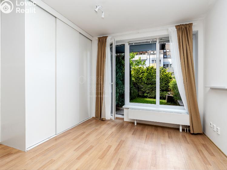 Аренда квартиры 1+KK Praha, Herlíkovická č. 1