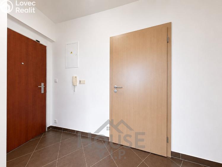 Prodej bytu 1+KK Praha, Na Výrovně č. 14