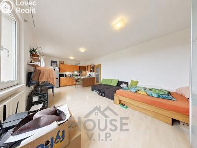 Sale apartment 1+KK Praha, Na Výrovně č. 5
