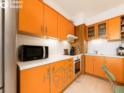 Sale apartment 1+KK Praha, Na Výrovně č. 8