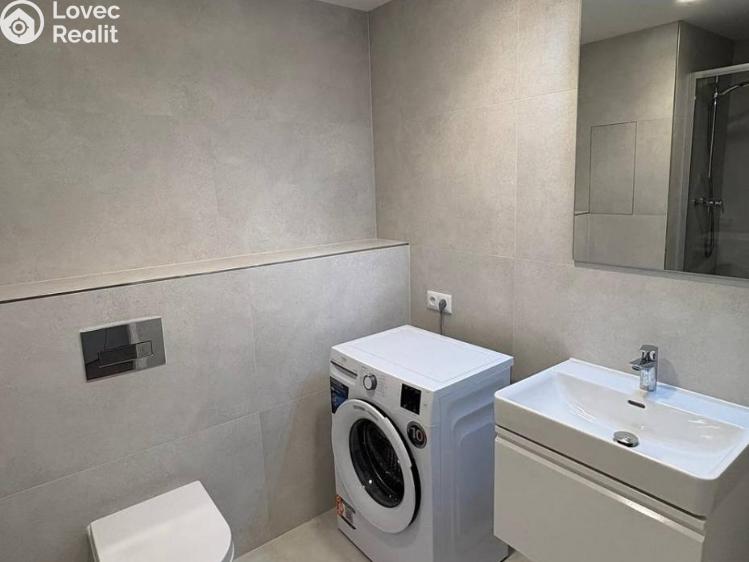 Аренда квартиры 1+KK Praha 9, Vysočany, Poděbradská 1067/7 č. 8