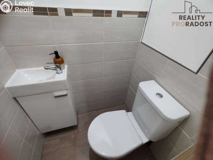 Rent apartment 2+1 Chomutov, Dřínovská č. 5