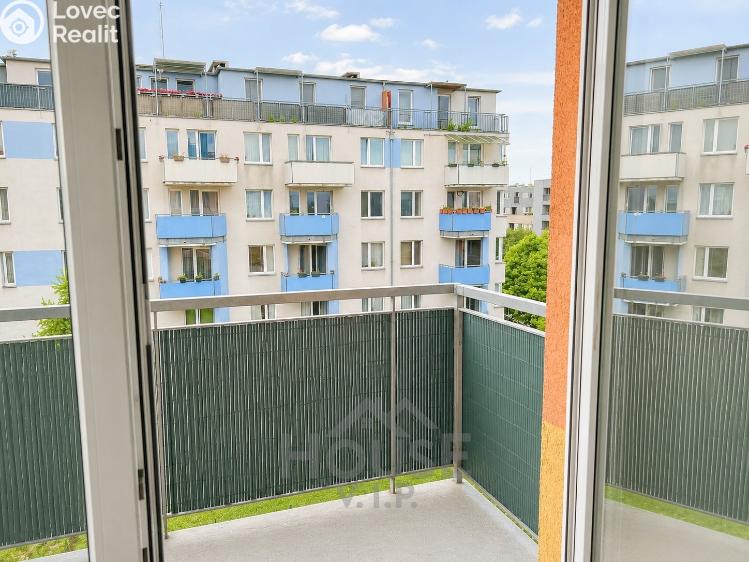 Prodej bytu 2+KK Praha, Bechlínská č. 3