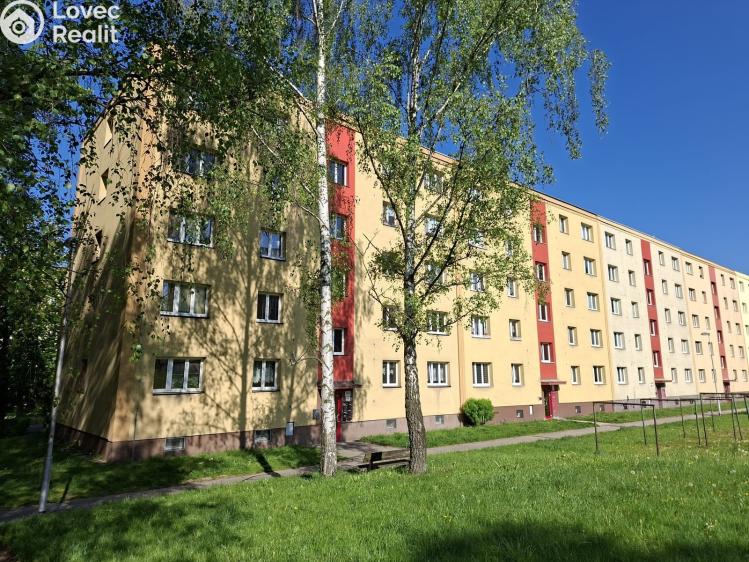 Продажа квартиры 2+1 Karviná, tř. Těreškovové č. 1