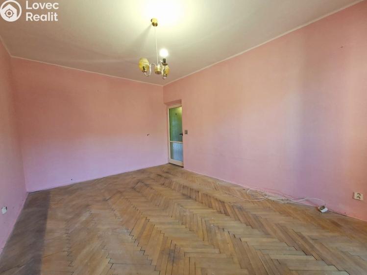 Продажа квартиры 2+1 Karviná, tř. Těreškovové č. 10