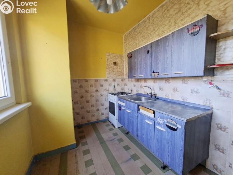 Продажа квартиры 2+1 Karviná, tř. Těreškovové č. 12