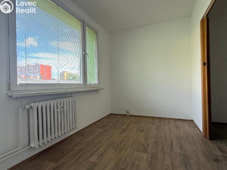 Pronájem bytu 2+1 Bílina, Sídliště Za Chlumem 771 č. 3