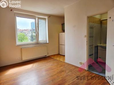 Pronájem bytu 1+KK Praha, Sevřená č. 5
