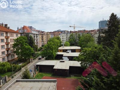 Pronájem bytu 1+KK Praha, Sevřená č. 6